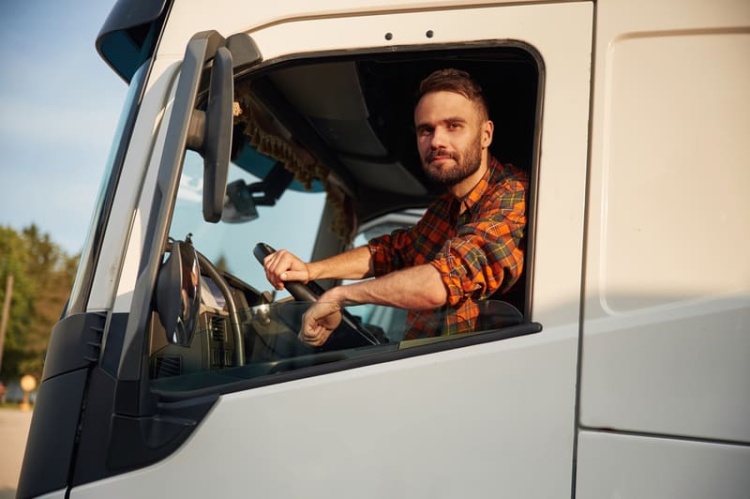 Cansao ao volante? Saiba como a gesto de fadiga torna a sua conduo mais segura Cansao ao volante? Saiba como a gesto de fadiga torna a sua conduo mais segura